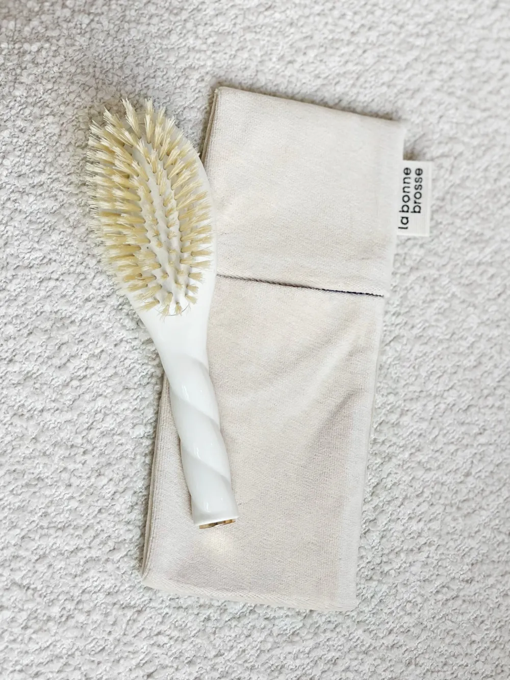 La Bonne Brosse Our Pouches | Our Baby Hair Brushes*‘Baby Hair Brush’ Pouch Creamy White