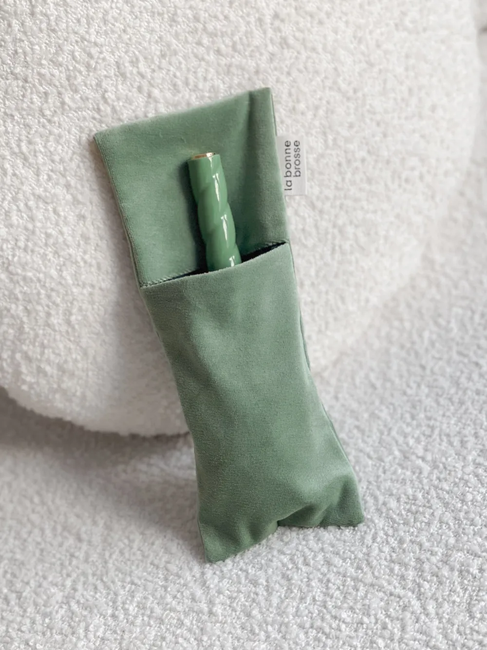 La Bonne Brosse Our Pouches*Large Hair Brush’ Pouch Almond Green