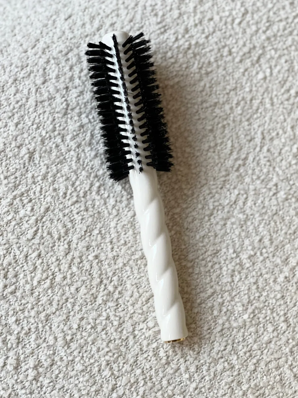 La Bonne Brosse Our Round Styling Hair Brushes*N.05 The Round Hair Brush VOLUME & STYLE Creamy White