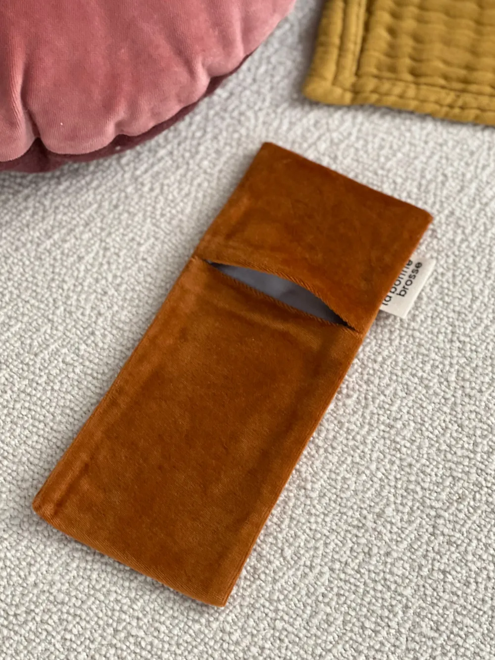 La Bonne Brosse Our Pouches*‘Small Hair Brush’ Pouch Terracotta