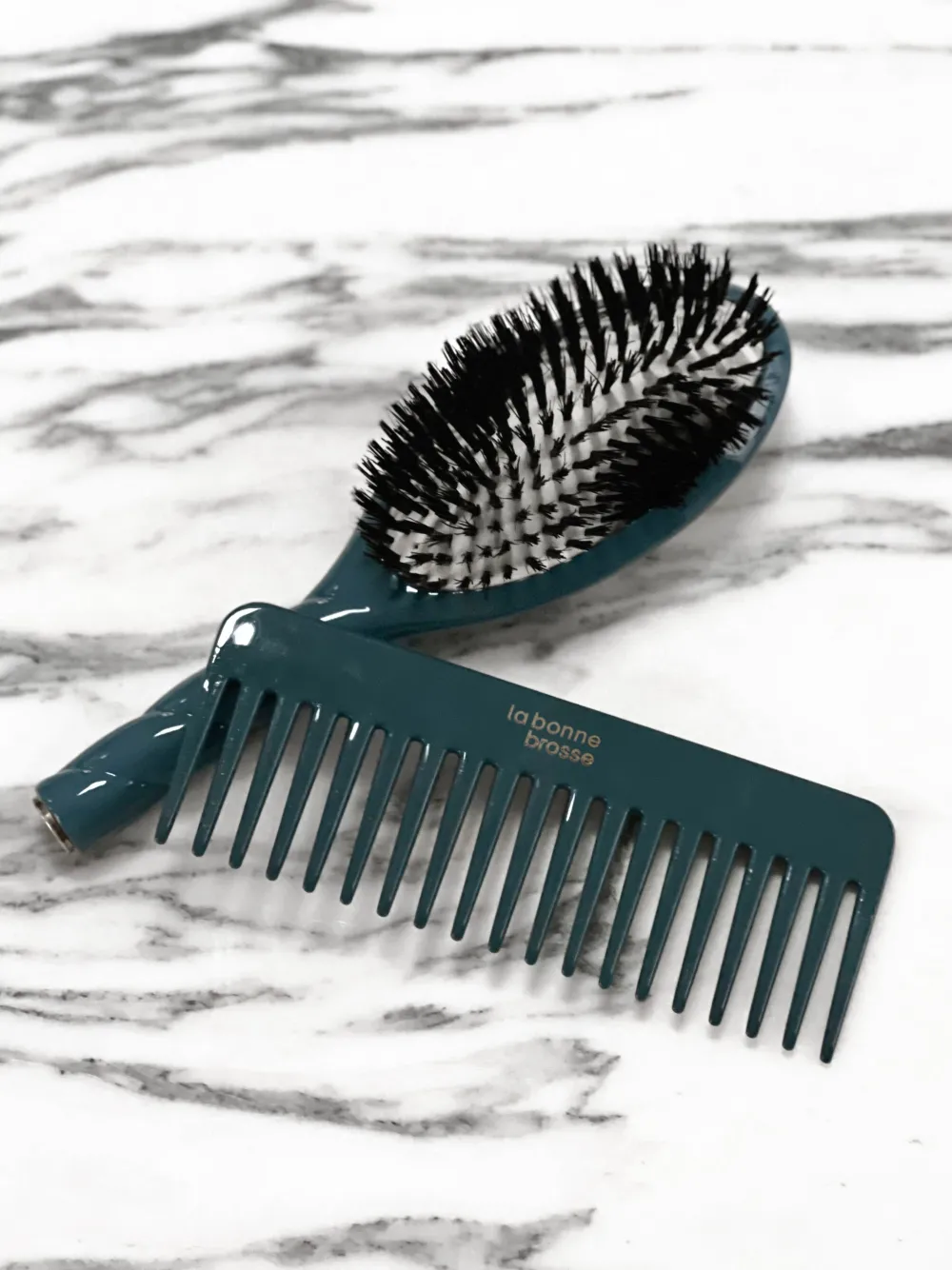 La Bonne Brosse Our Detangling Combs*The Large Detangling Comb in Acetate Blue
