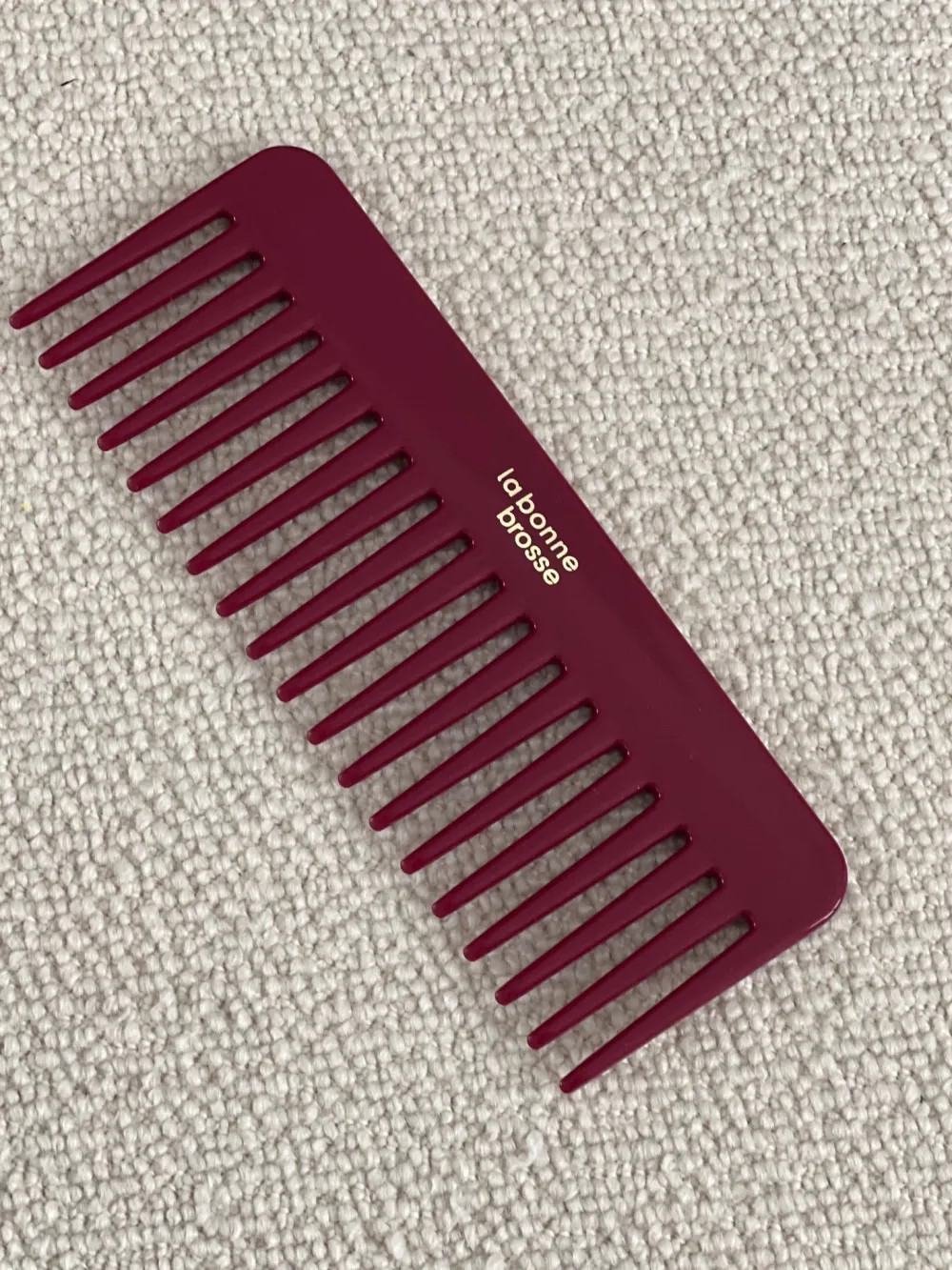 La Bonne Brosse Our Round Styling Hair Brushes | Our Detangling Combs*The Large Detangling Comb in Acetate Cherry Red