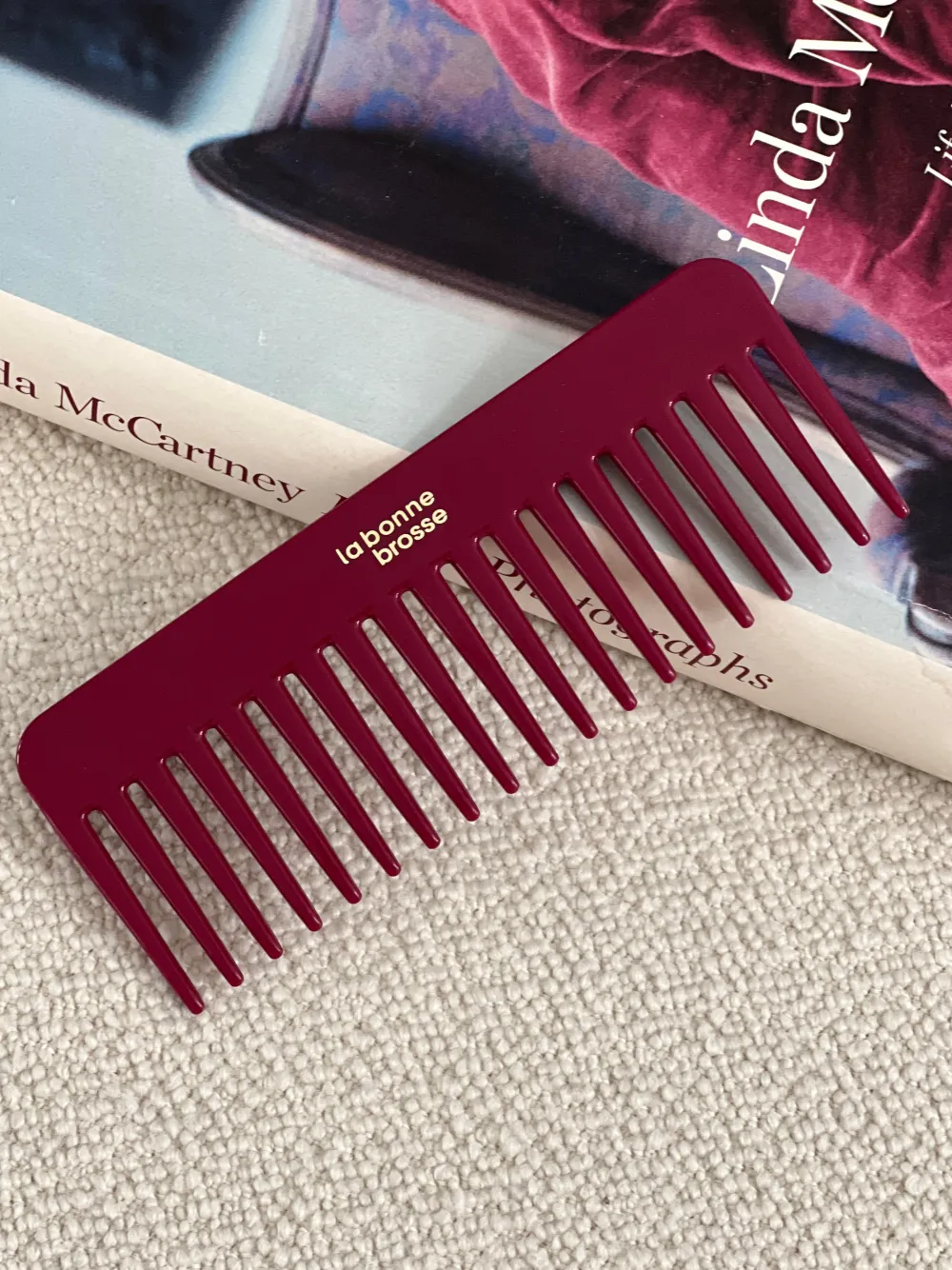La Bonne Brosse Our Round Styling Hair Brushes | Our Detangling Combs*The Large Detangling Comb in Acetate Cherry Red