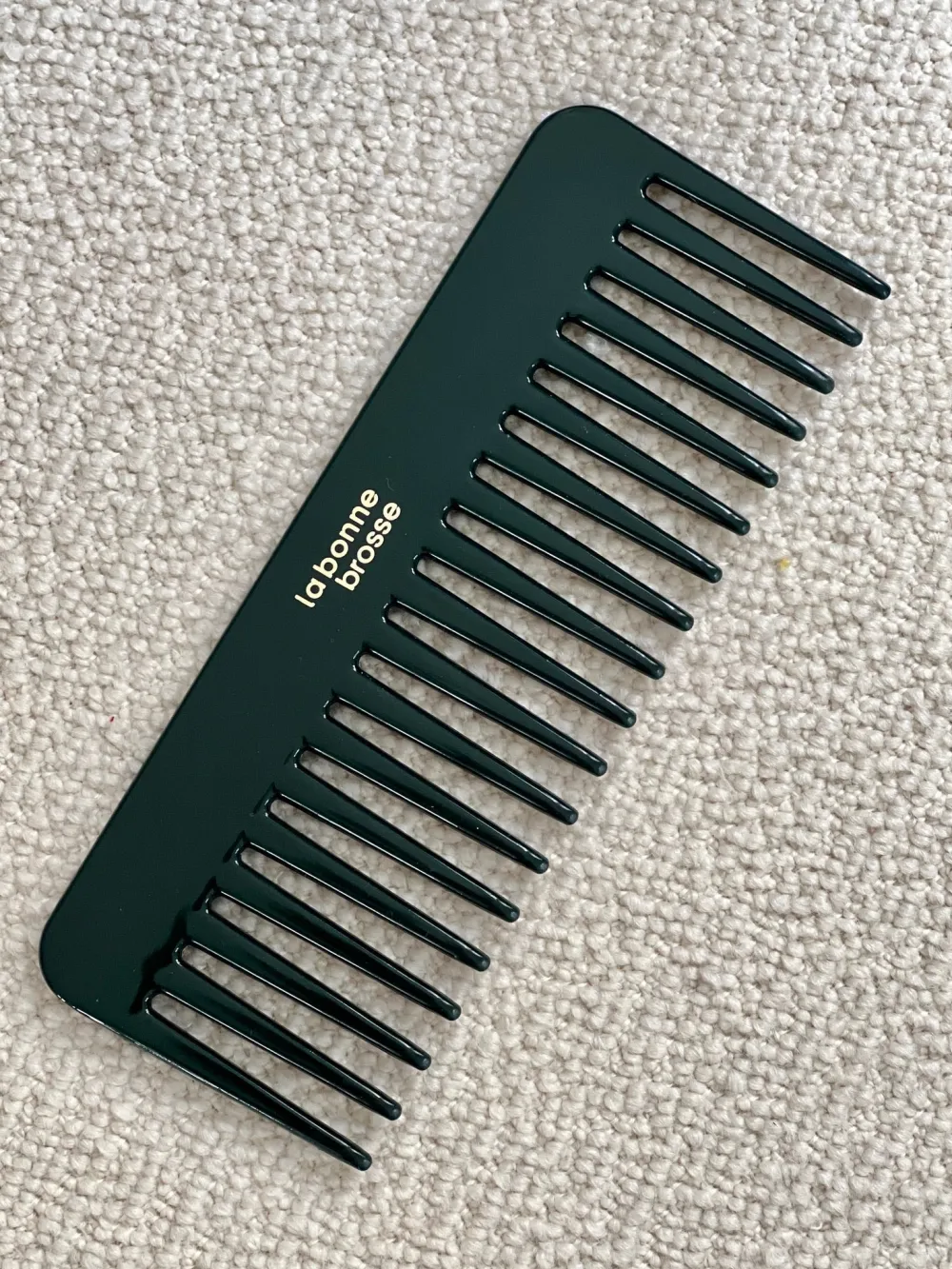 La Bonne Brosse Our Round Styling Hair Brushes | Our Detangling Combs*The Large Detangling Comb in Acetate Emerald Green