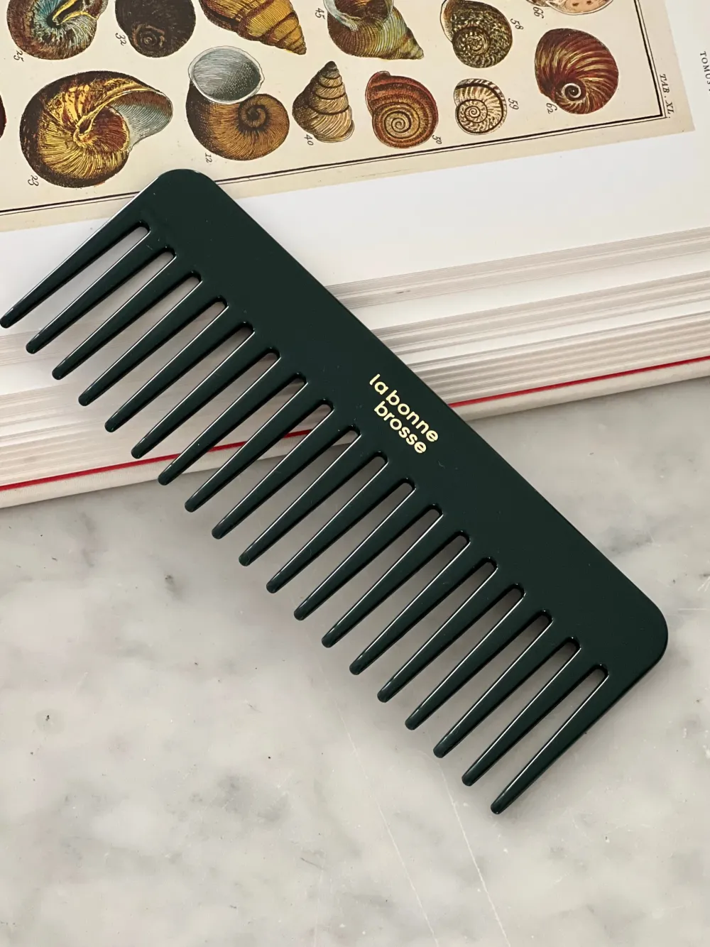 La Bonne Brosse Our Round Styling Hair Brushes | Our Detangling Combs*The Large Detangling Comb in Acetate Emerald Green