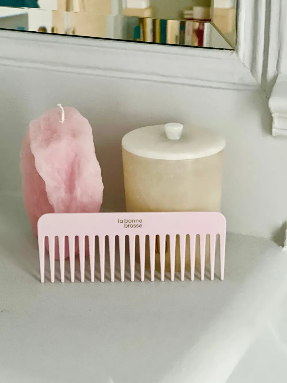 La Bonne Brosse Our Detangling Combs*The Large Detangling Comb in Acetate Pink
