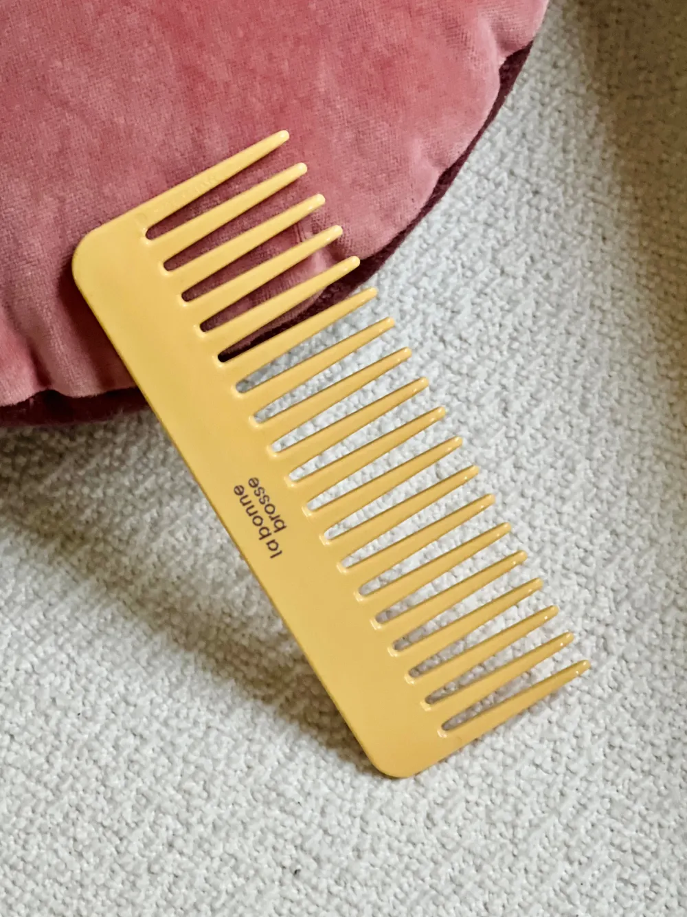 La Bonne Brosse Our Detangling Combs*The Large Detangling Comb in Acetate Saffron Yellow